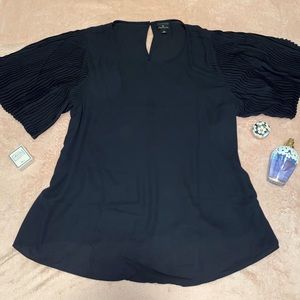 WORTHINGTON Black t-shirt NEW!